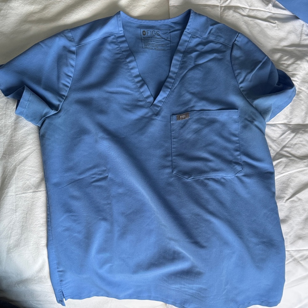 Figs Ceil Blue Catarina - One-Pocket Scrub Top